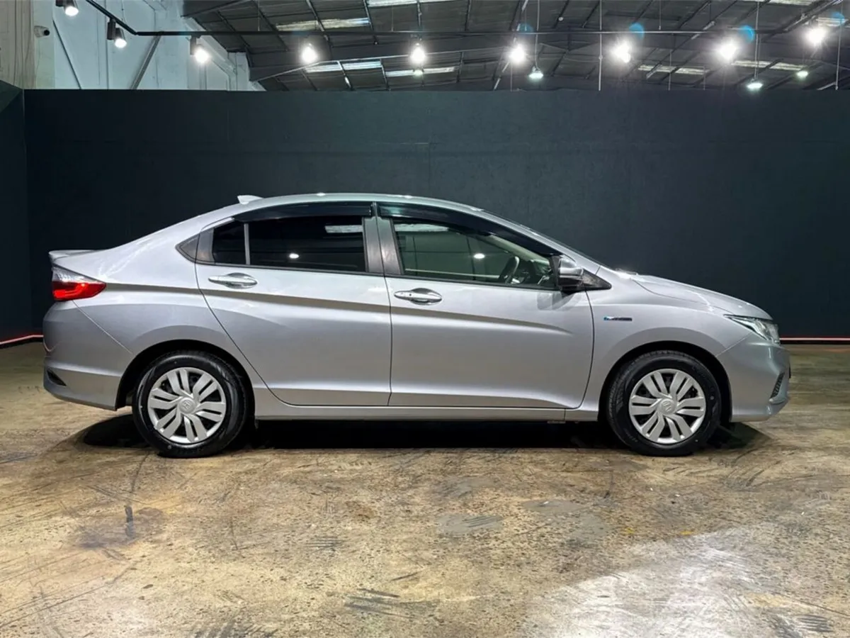 Honda Grace 1.5 HYBRID AUTOMATIC SALOON - LOW MILE - Image 3