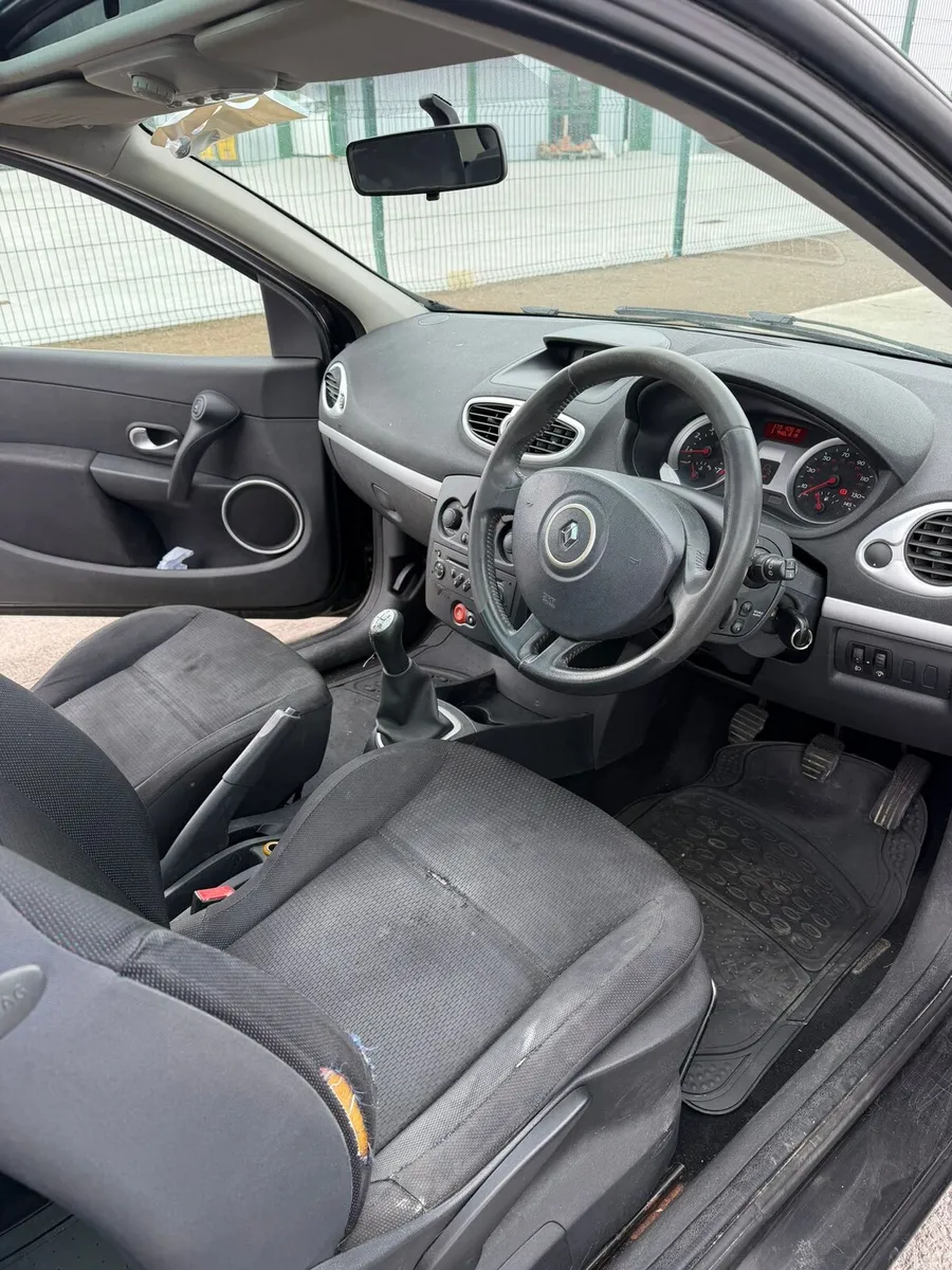 Renault clio with nct - Image 3