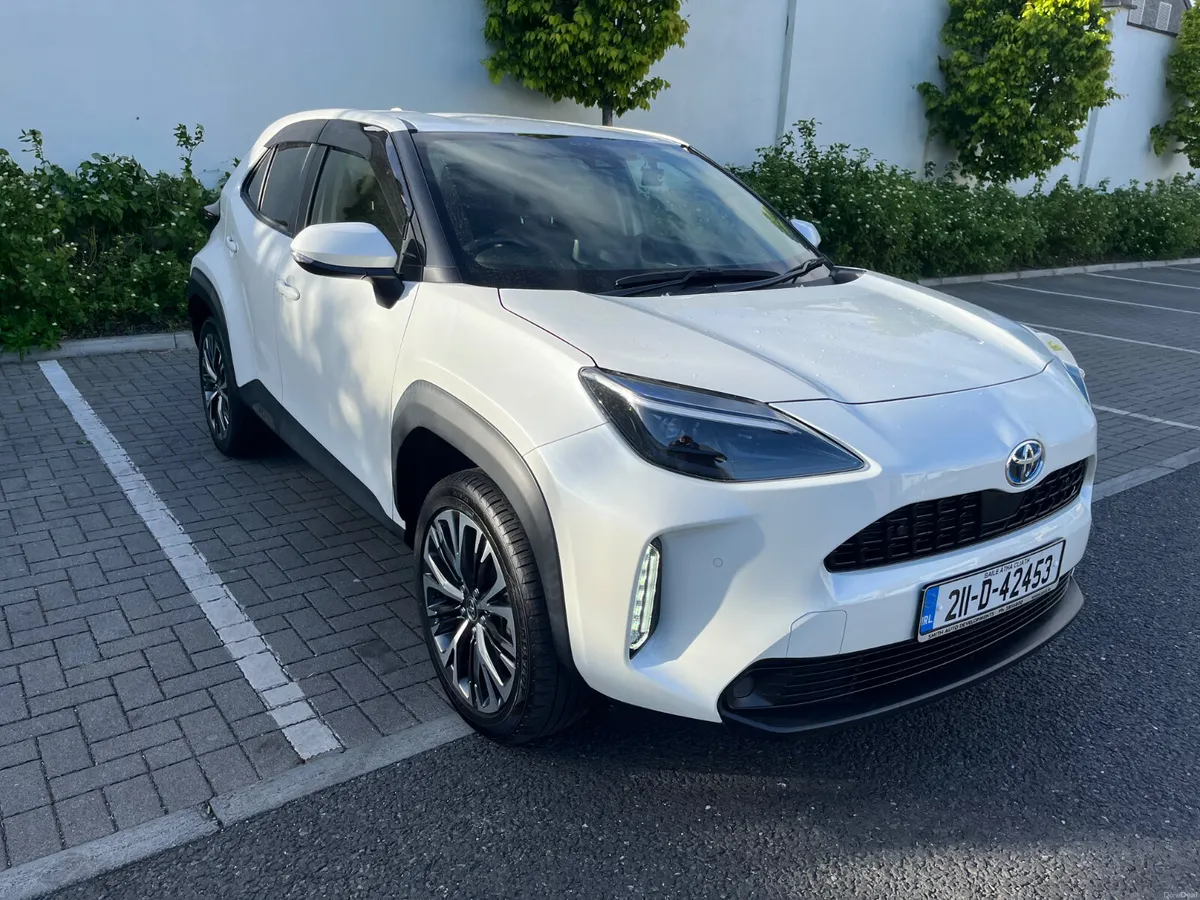 Toyota Yaris Cross 2021 1.5 PETROL HYBRID, - Image 1