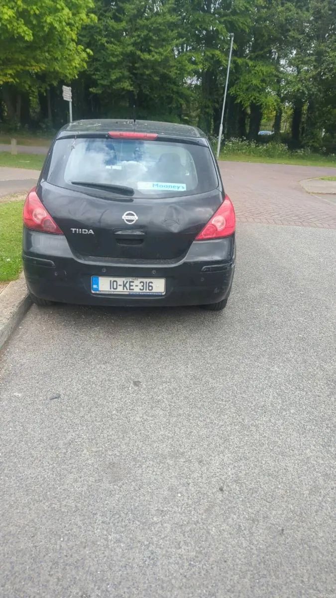 Car - Image 3