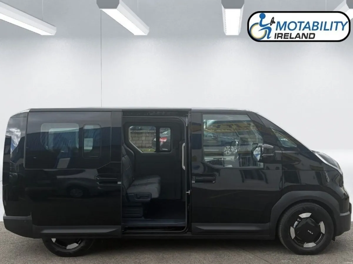 Kia PV5 Kia PV5 Passenger Wheelchair Accessible - Image 4