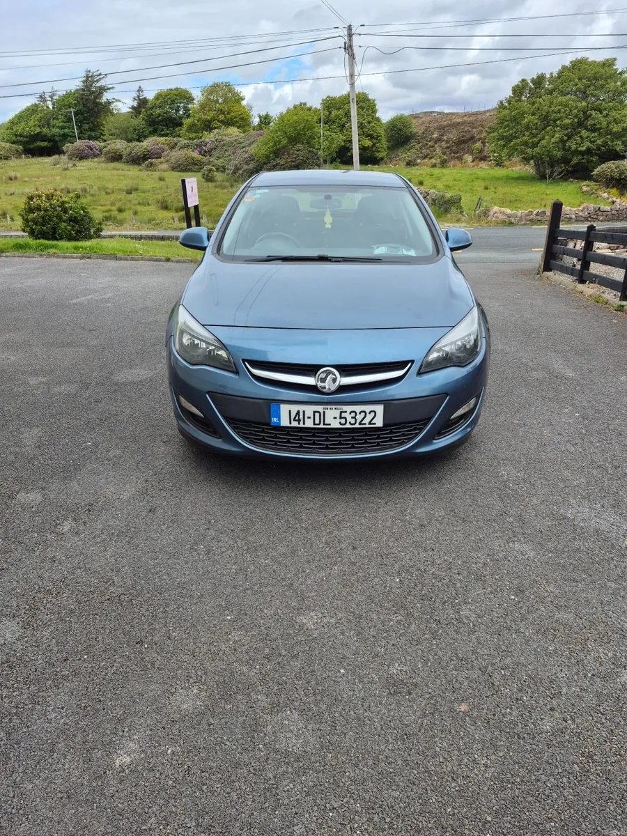 Vauxhall Astra 2014 - Image 2