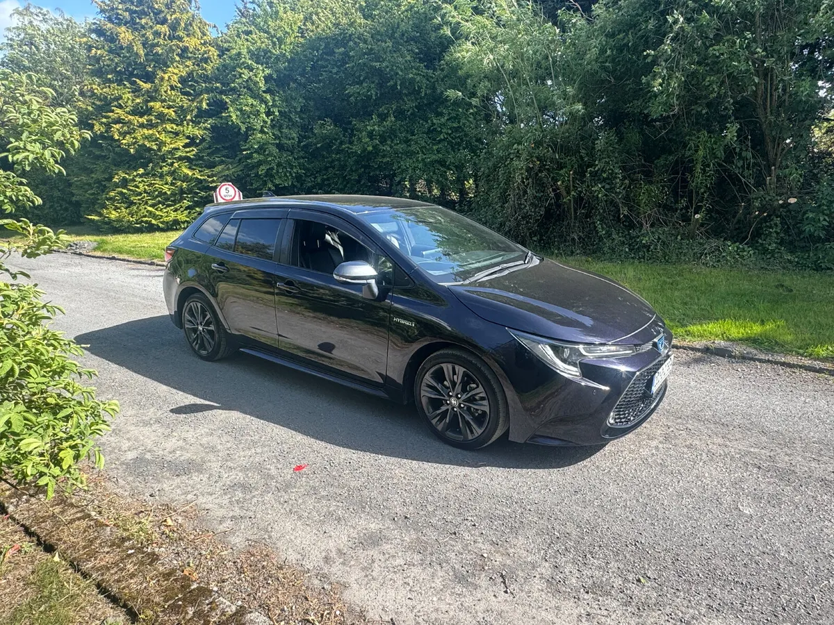 2020 Toyota Corolla Touring Sports 1.8 Hybrid Auto - Image 2