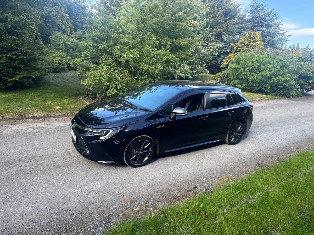 2020 Toyota Corolla Touring Sports 1.8 Hybrid Auto - Image 1