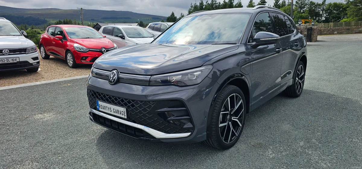 Volkswagen Tiguan R-Line PHEV 2025 Plug in Hybrid - Image 1