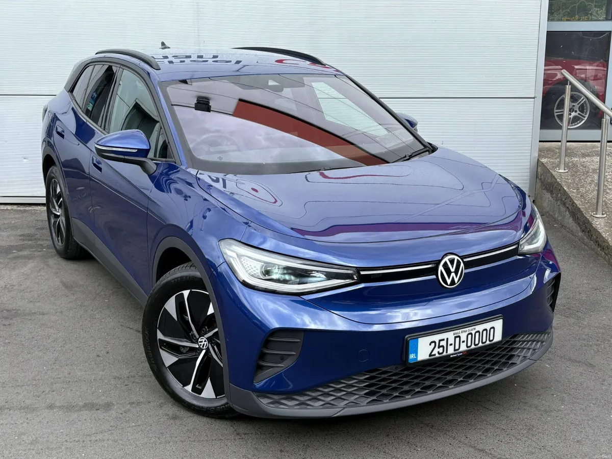 2025 VW ID.4 Match Pro, Heated Seats, 19" Alloys - Image 3