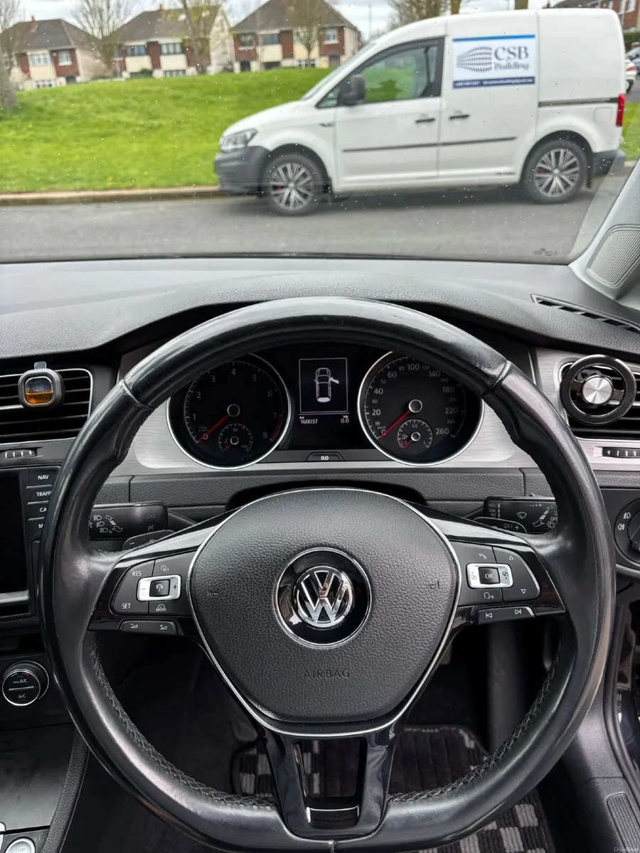 Volkswagen Golf 2015 - Image 2