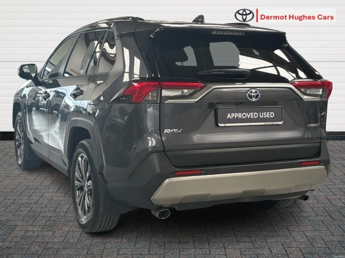 Toyota RAV4 HYBRID SOL 4DR AUTO - Image 2