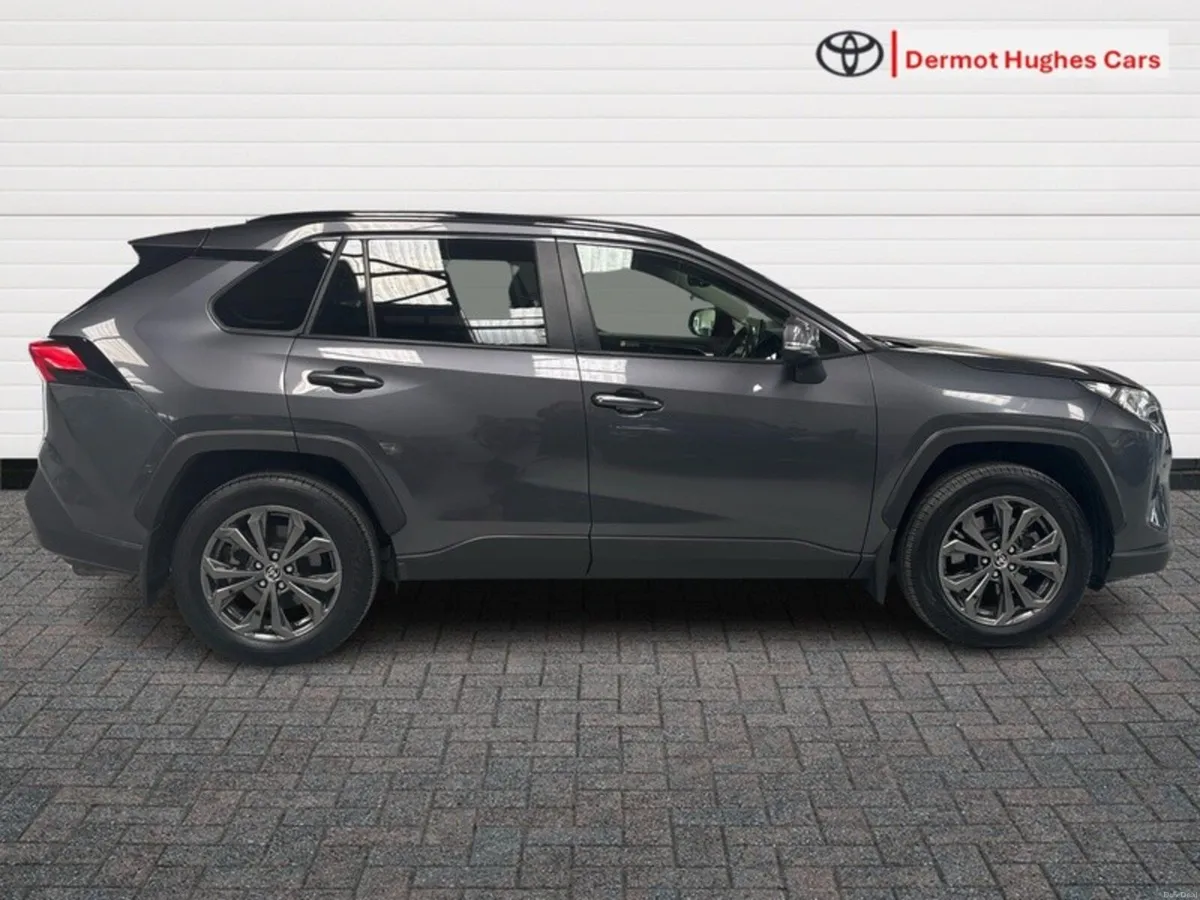 Toyota RAV4 HYBRID SOL 4DR AUTO - Image 3