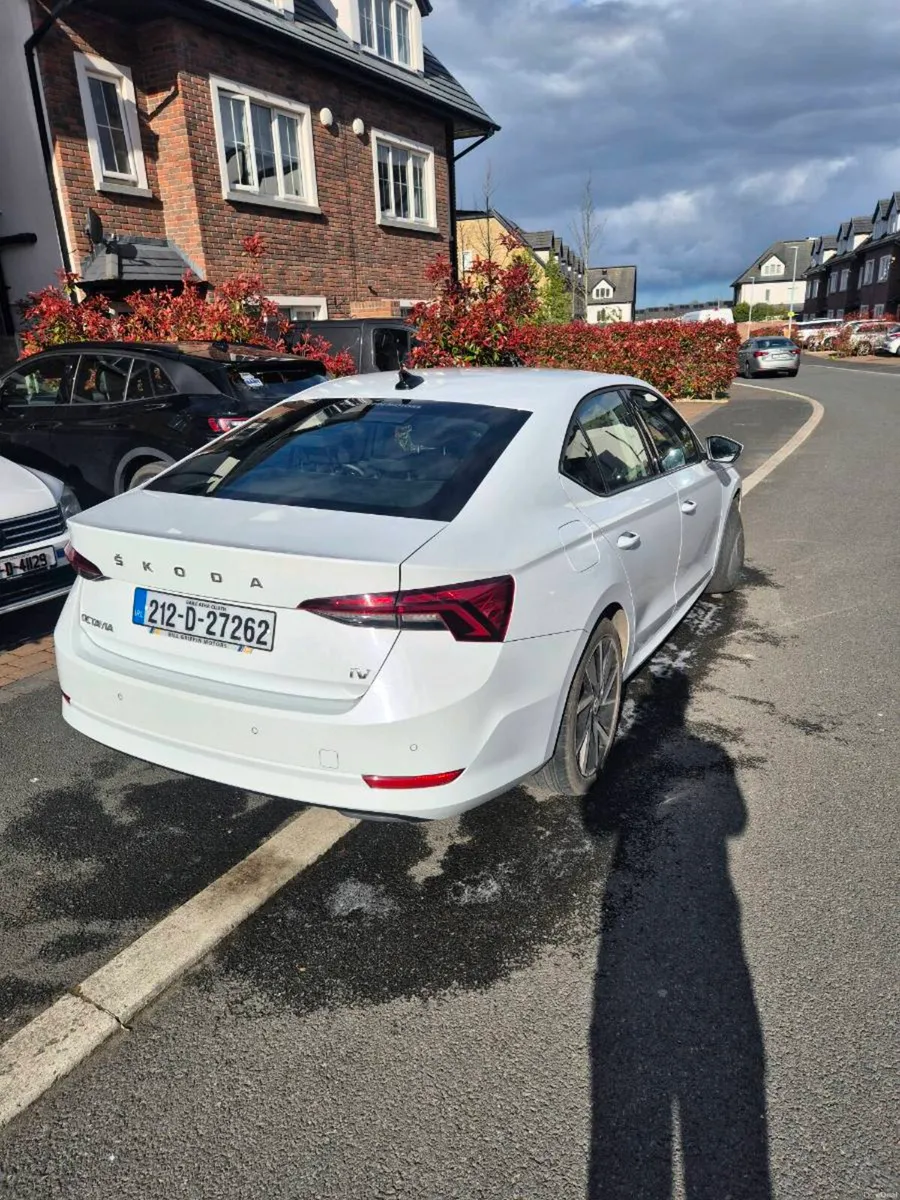 2021 Skoda Octavia 1.4TSI PHEV 204BHP - Image 4