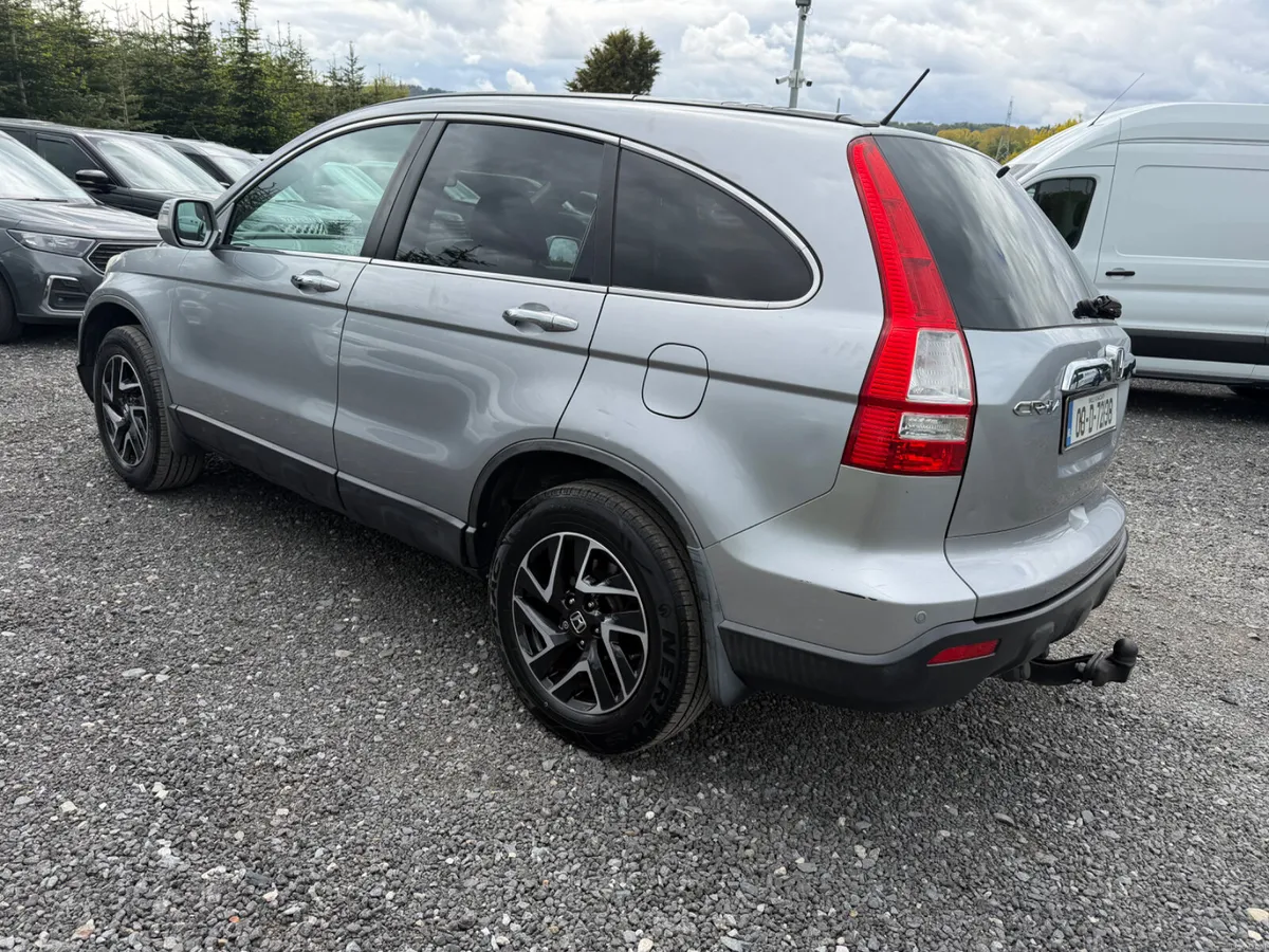 Honda CR-V 2.2 D 2008 Manual - Image 3
