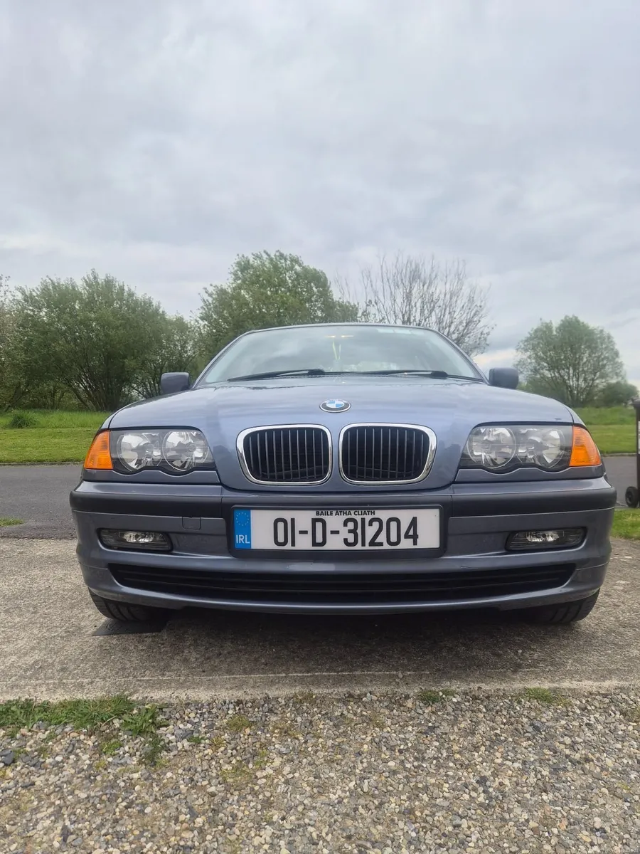 BMW 3-Series 2001 - Image 1