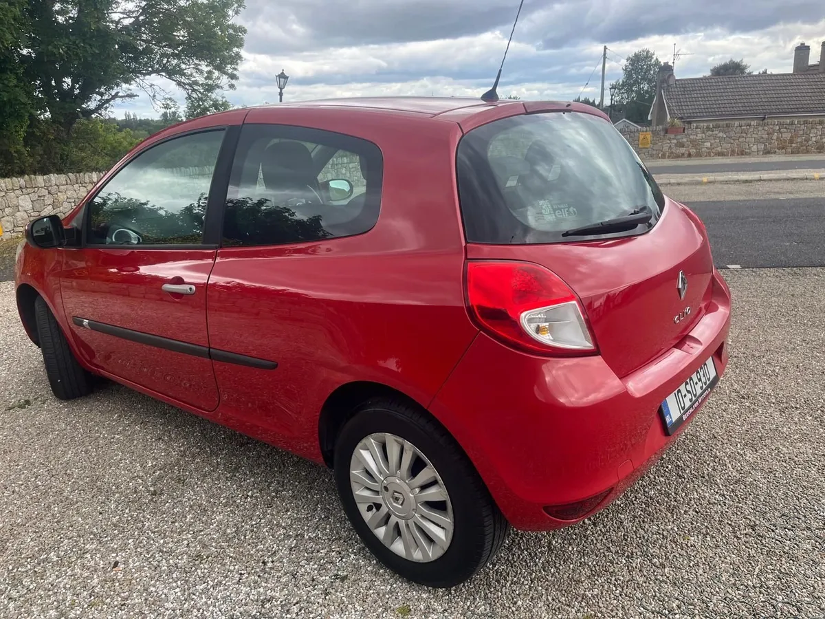 Renault Clio 2010 1.1 16V Royale - Image 3
