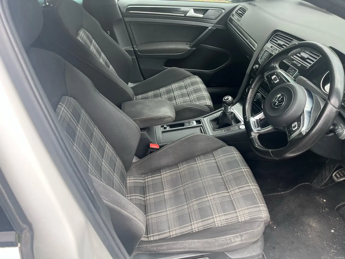 Vw Golf GTD - Image 2