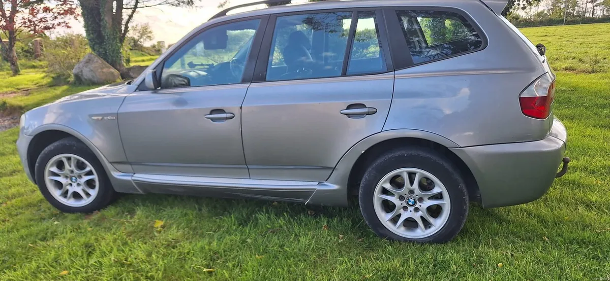 Bmw x3  SUV . 2.0 D - Image 2