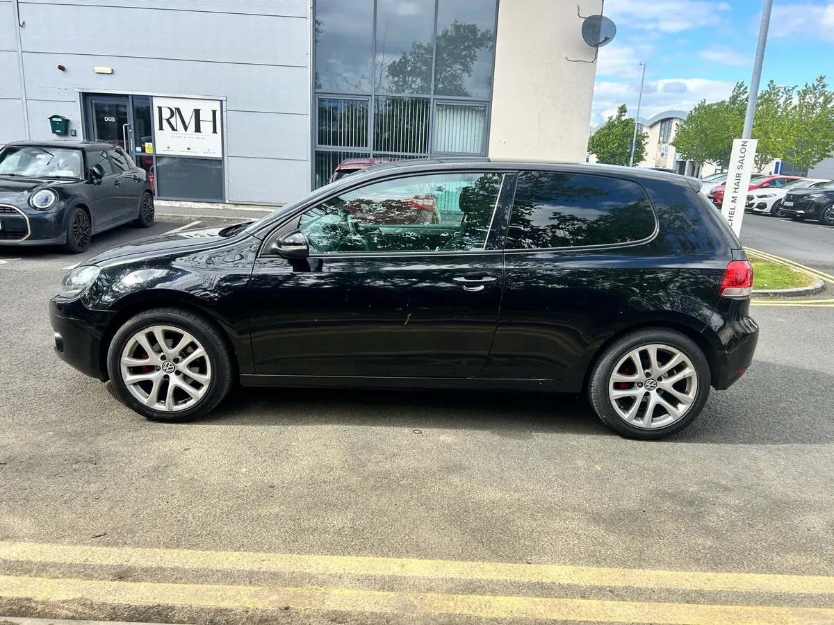 Volkswagen Golf - Image 4
