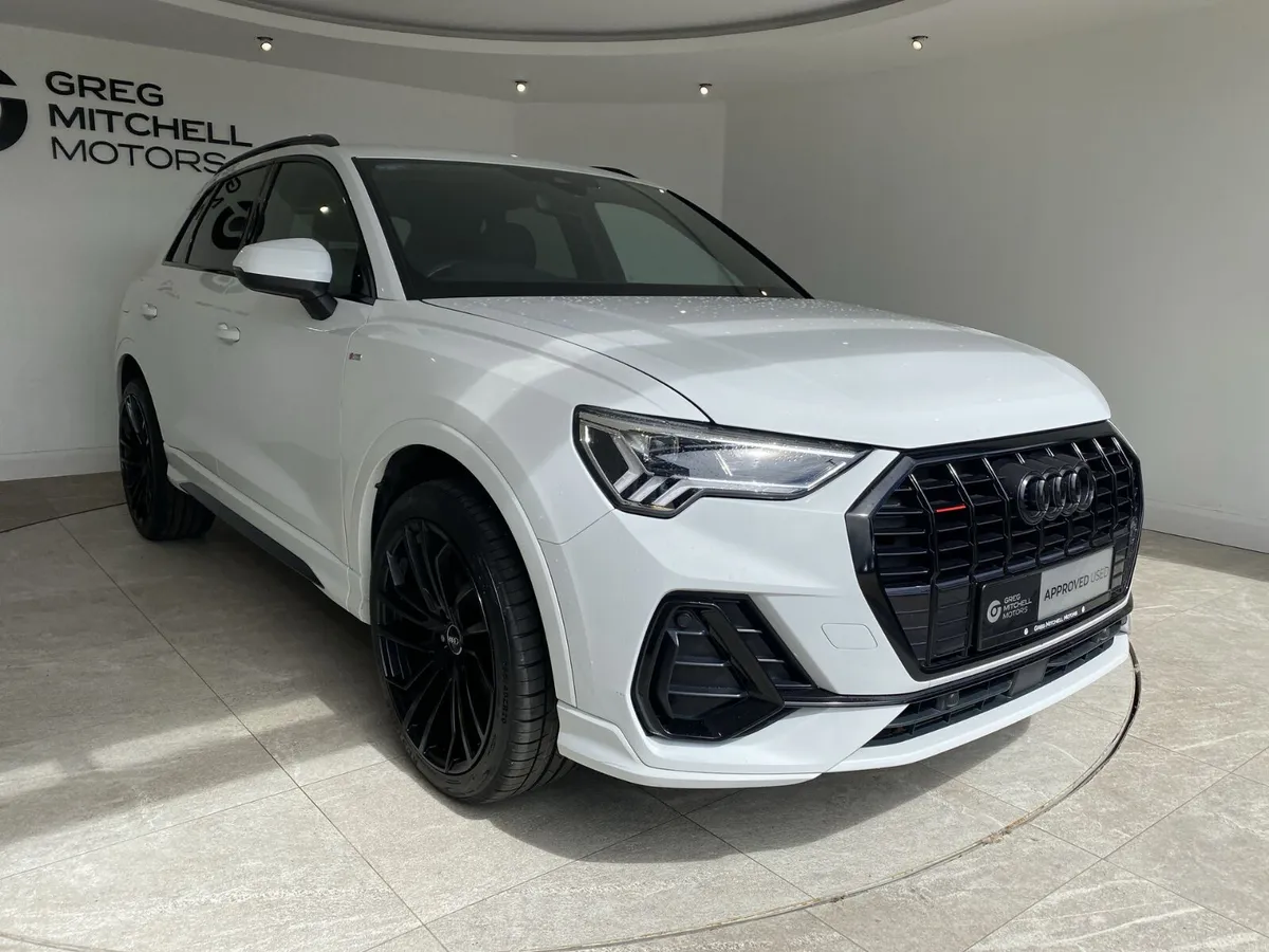 Audi Q3 2023 - Image 3