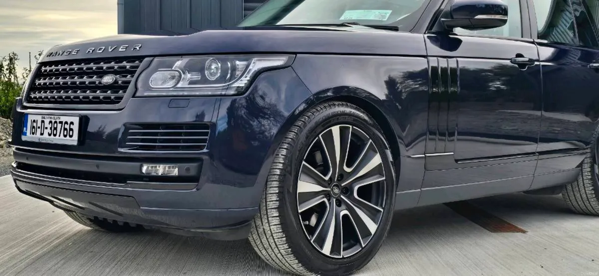 Range Rover Vogue - Low Mileage & FSH - Image 2