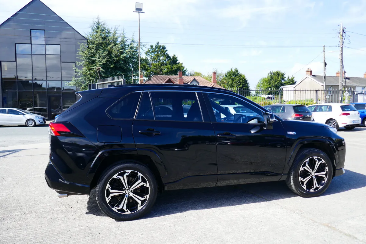 212, SUZUKI ACROSS - Image 4