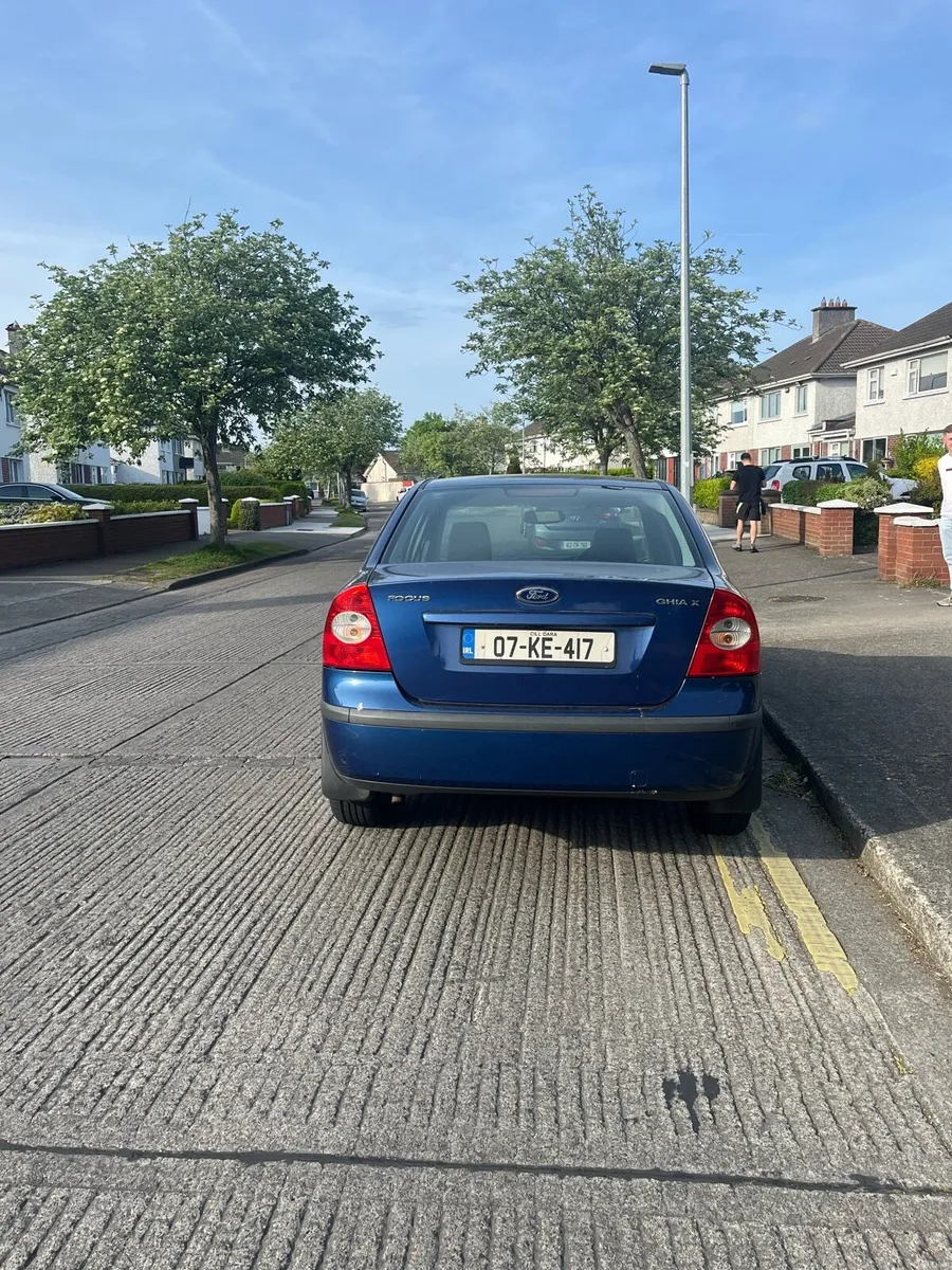 Ford focus Ghia - Image 2