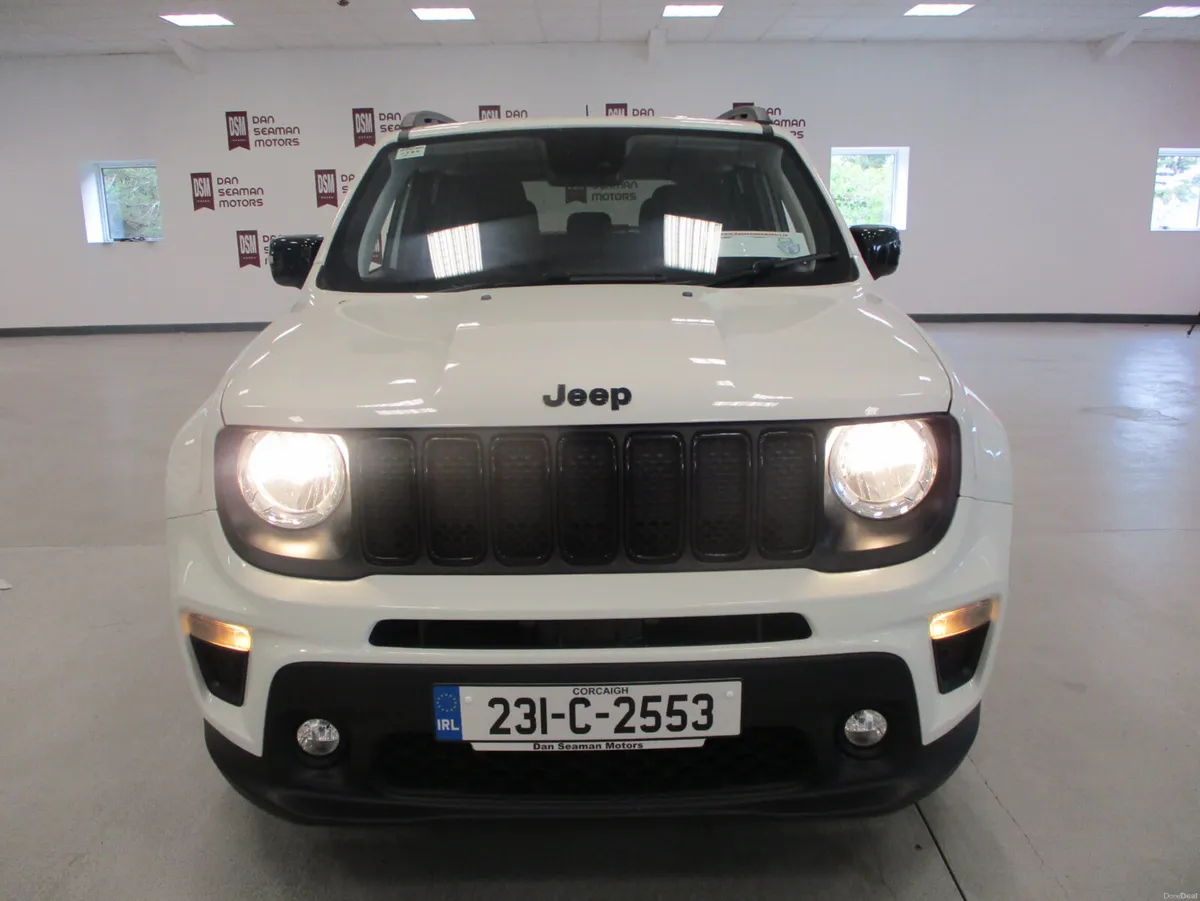 Jeep Renegade NIGHT EAGLE 1.0 PET 2023 - Image 4