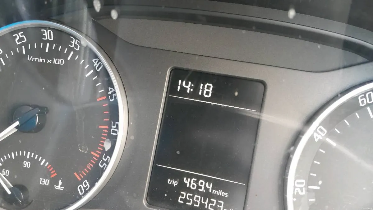 Skoda octavia 1.6 diesel engine S - Image 1