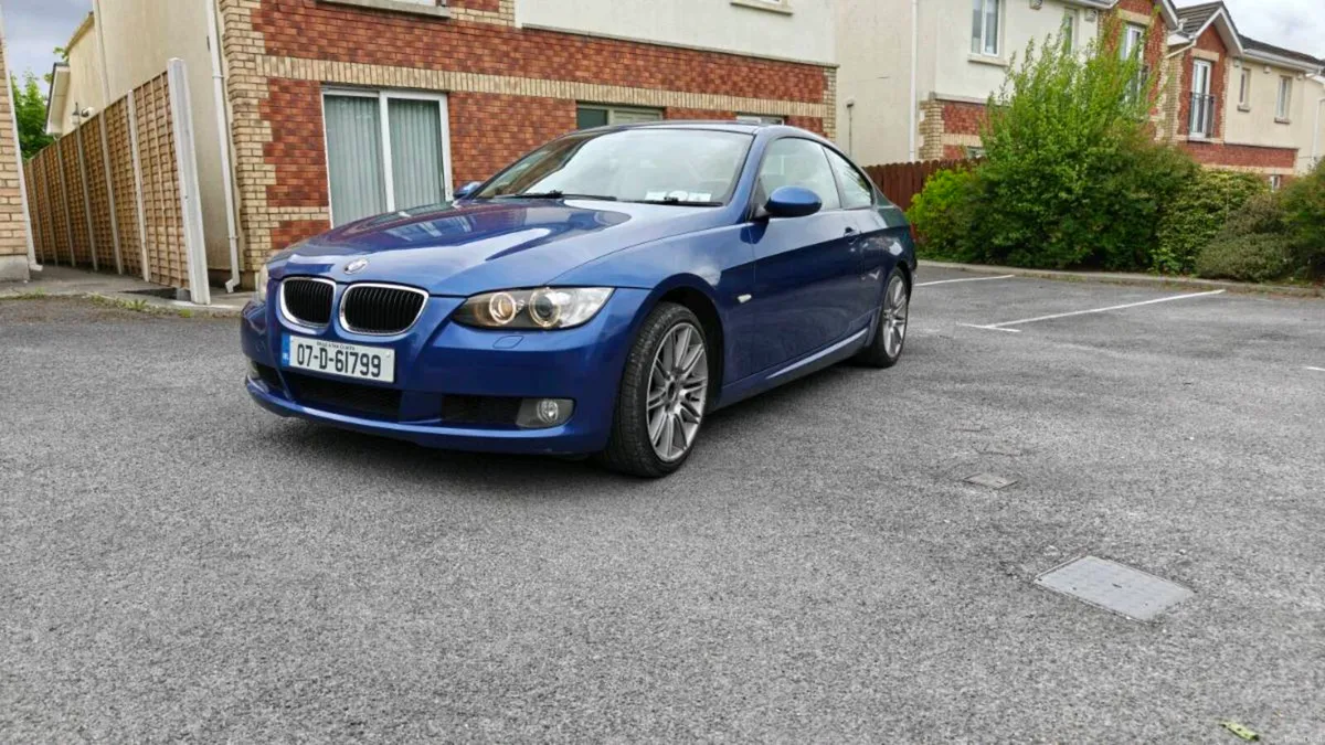 2007 BMW E92 320i - Image 1