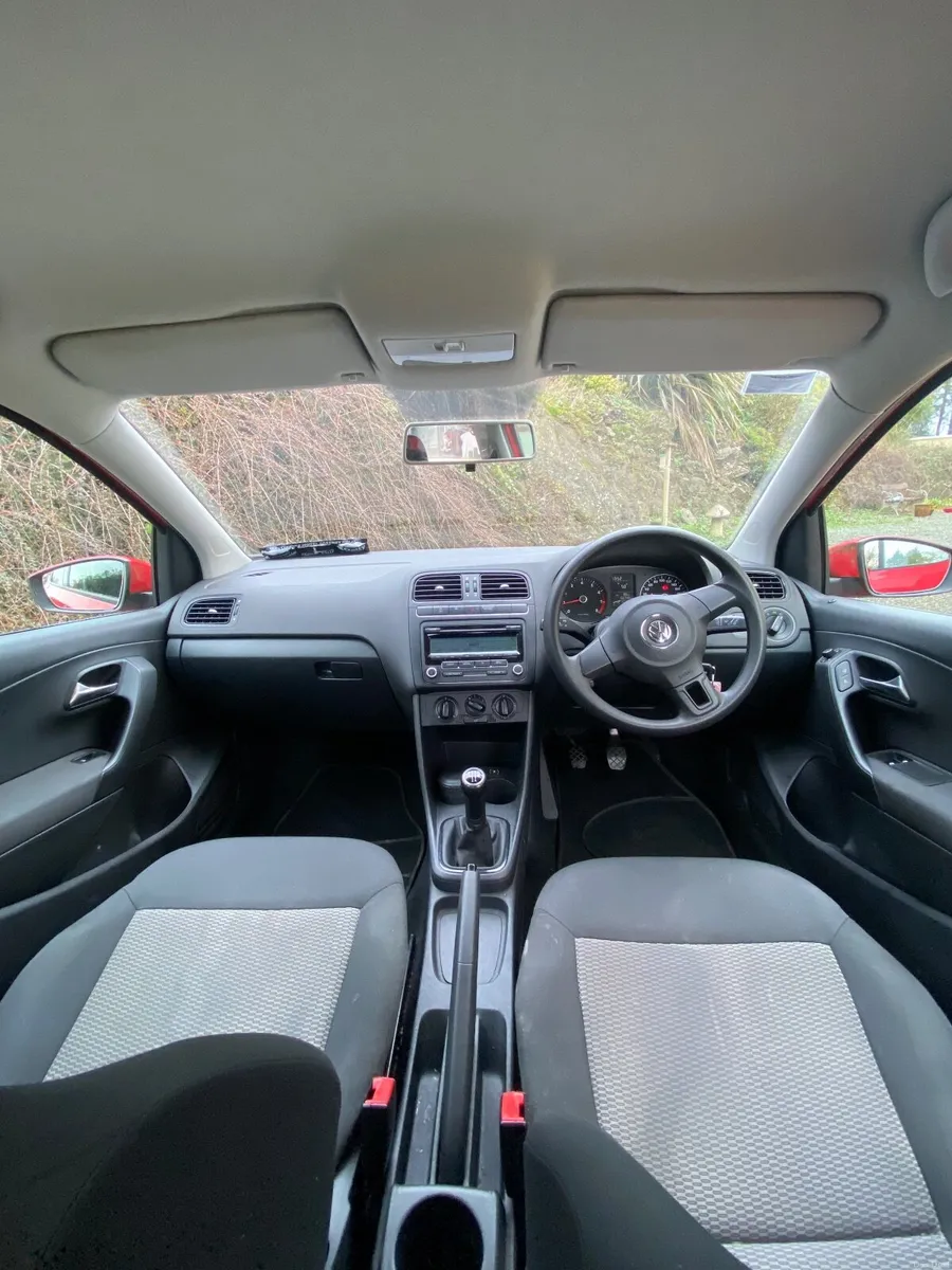 Volkswagen Polo 2011 - Image 3