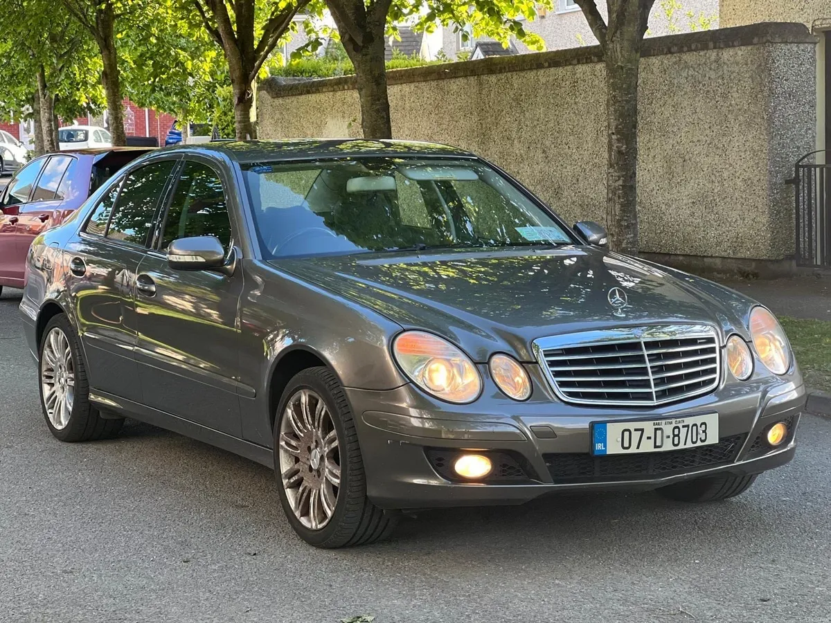 Mercedes E200 1.8 AUTOMATIC NCT 6/27 Tax 6/26 mint - Image 1