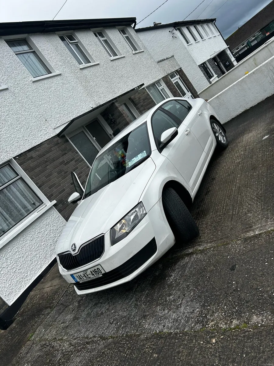 141 Skoda Octavia - Image 1