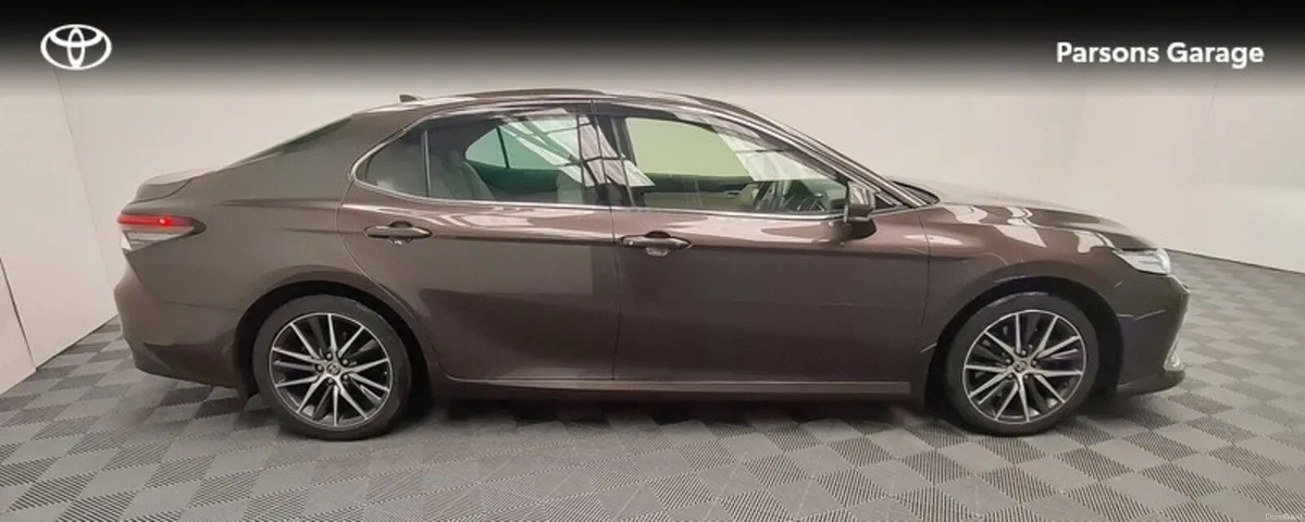 Toyota Camry 2.5 - Image 3