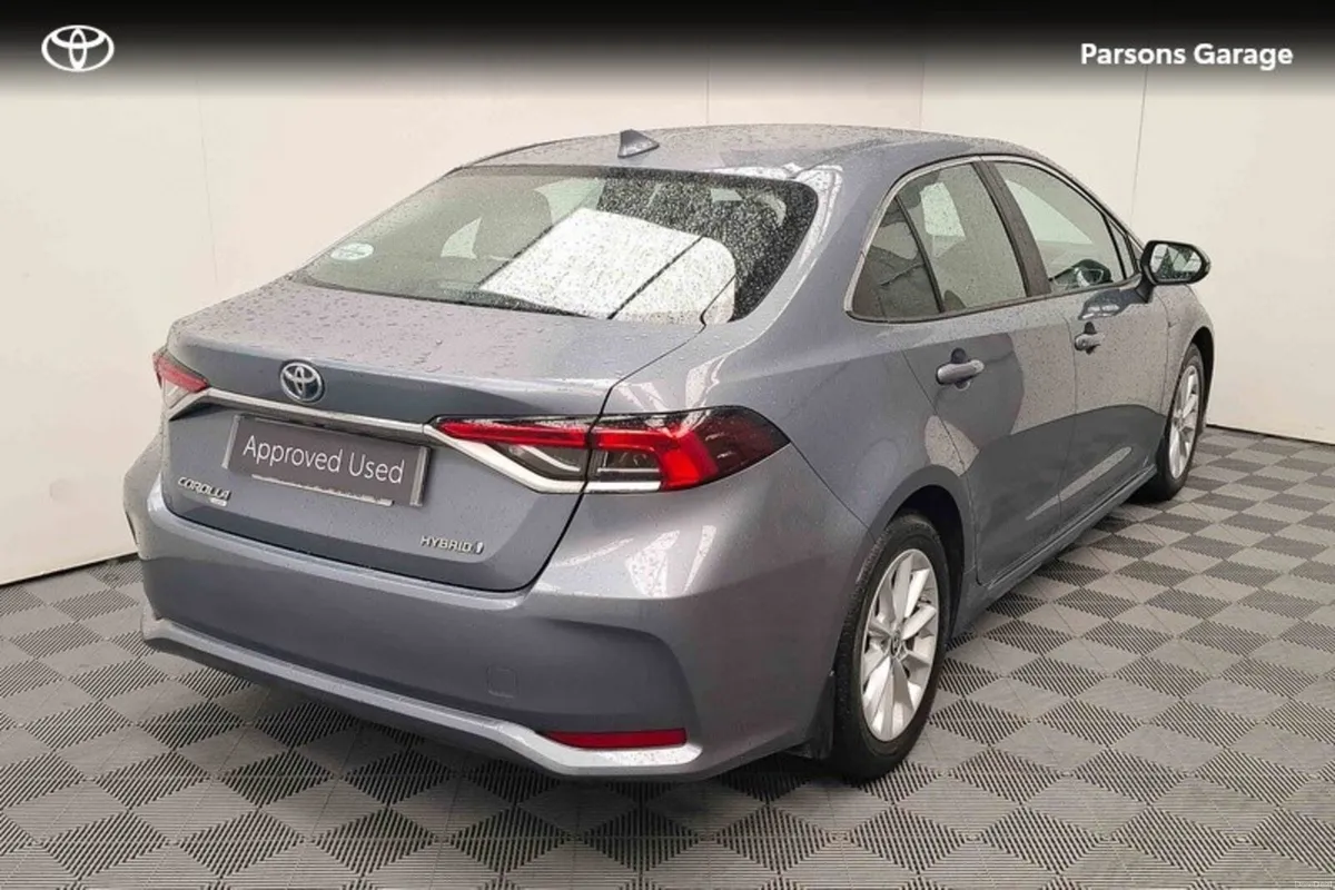 Toyota Corolla 1.8 - Image 2