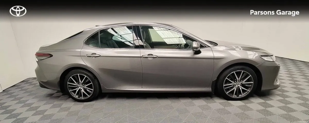 Toyota Camry 2.5 - Image 3