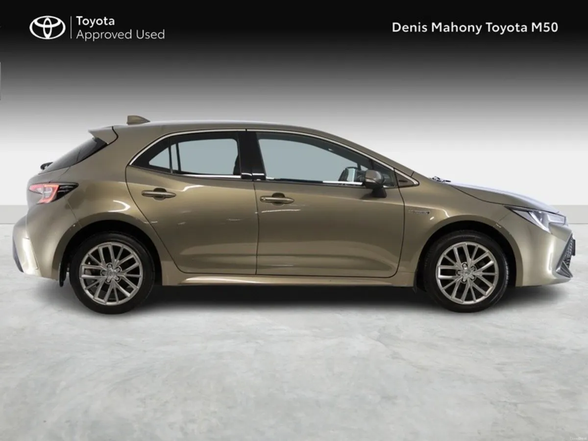 Toyota Corolla Sol Hybrid Hatchback - Image 3