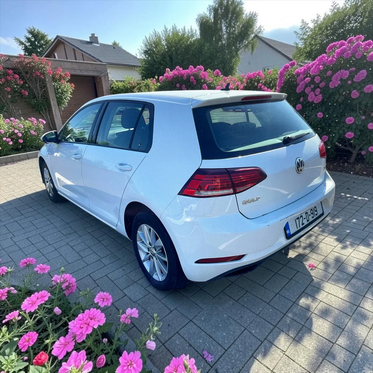 2017 Volkswagen Golf 1.6 TDI 5DR 115HP Trendline - Image 2