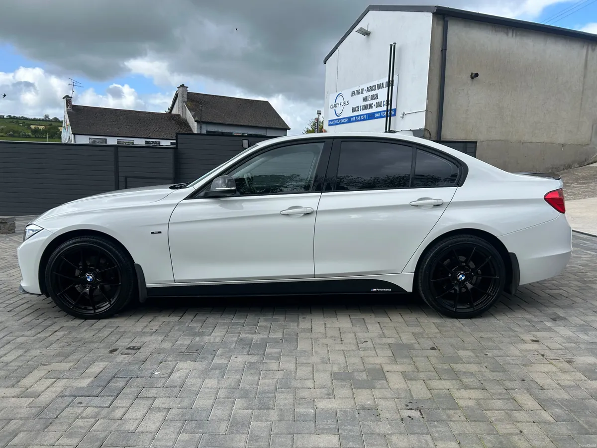 2015 151 BMW 320D SPORT 181BHP MANUAL - Image 4