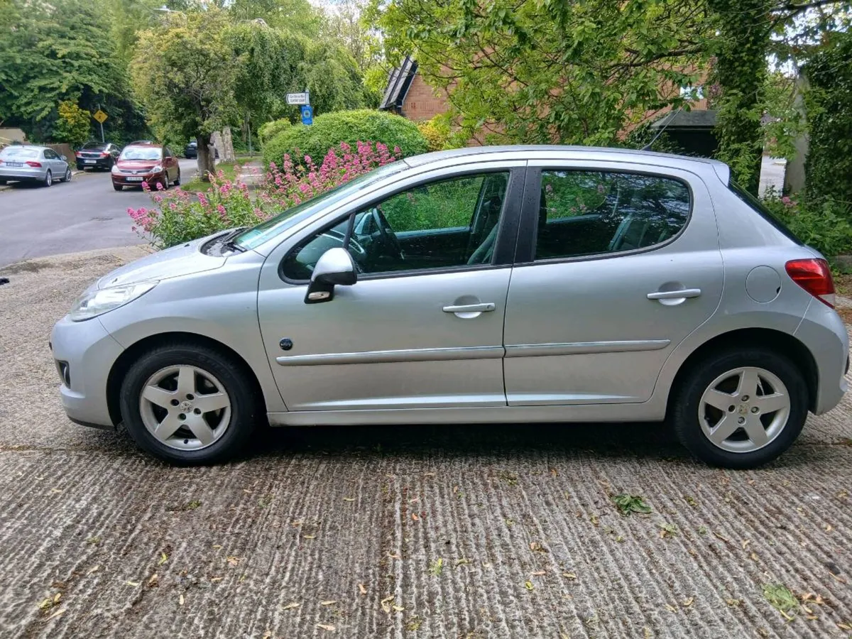 11 Peugeot 207 1.4 nct 6/26 tax 8/26 - Image 3
