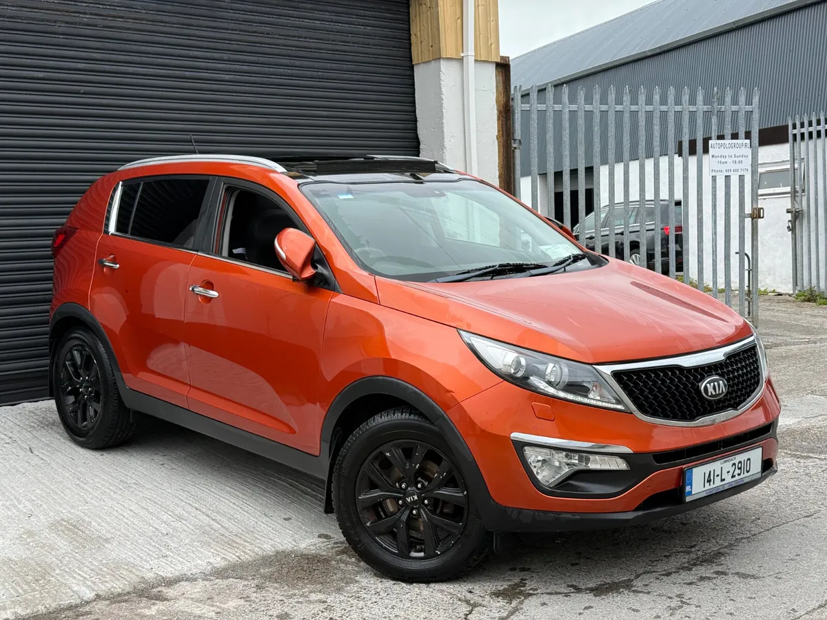 Kia Sportage (141)  LOW KM - TOP SPEC - SUN ROOF - Image 1