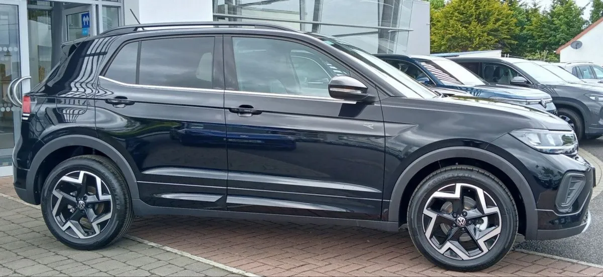 Volkswagen T-Cross R-Line 1.0 TSI 116 Bhp  **AUTOM - Image 2