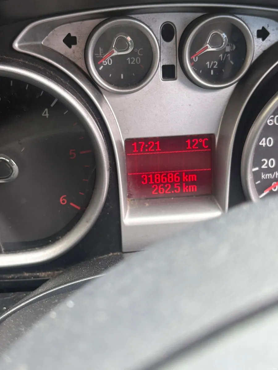 Ford Focus 2009 - Image 3