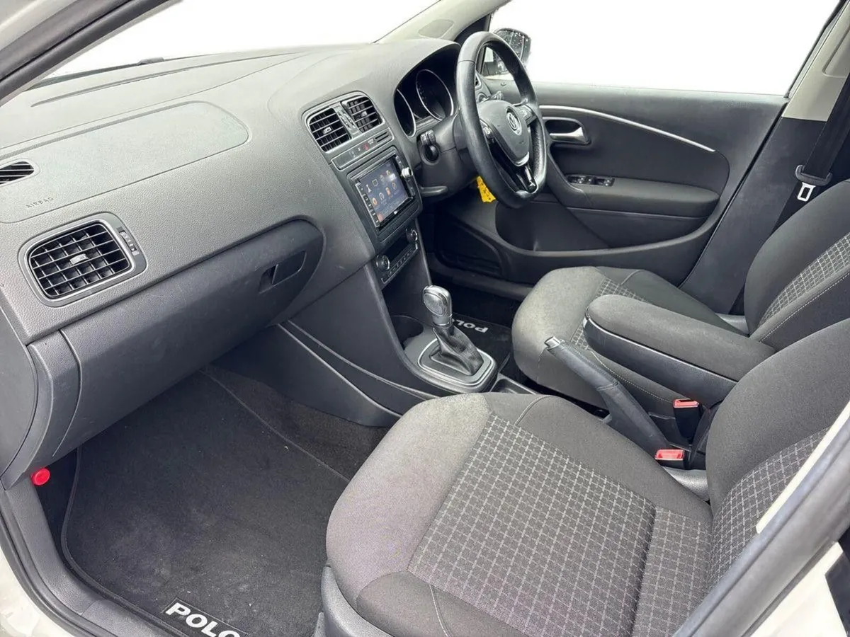 Volkswagen Polo 1.0 - Image 4