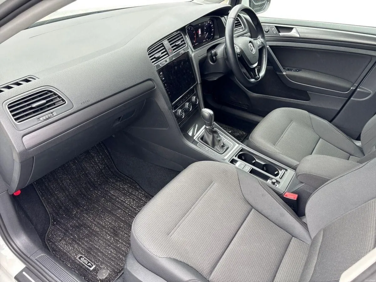 Volkswagen Golf 1.2 - Image 4