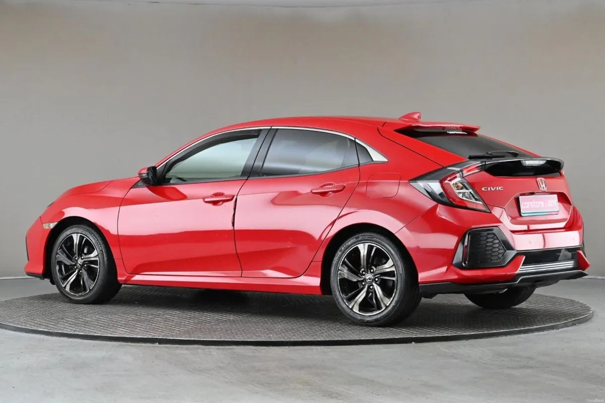 Honda Civic 1.0 VTEC 6SPD SMART PLUS 124BHP - Image 6