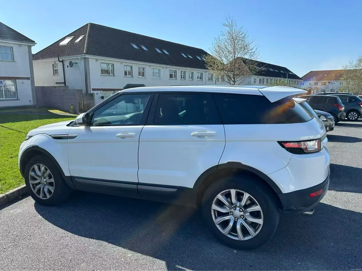 Land Rover Range Rover Evoque - Image 4