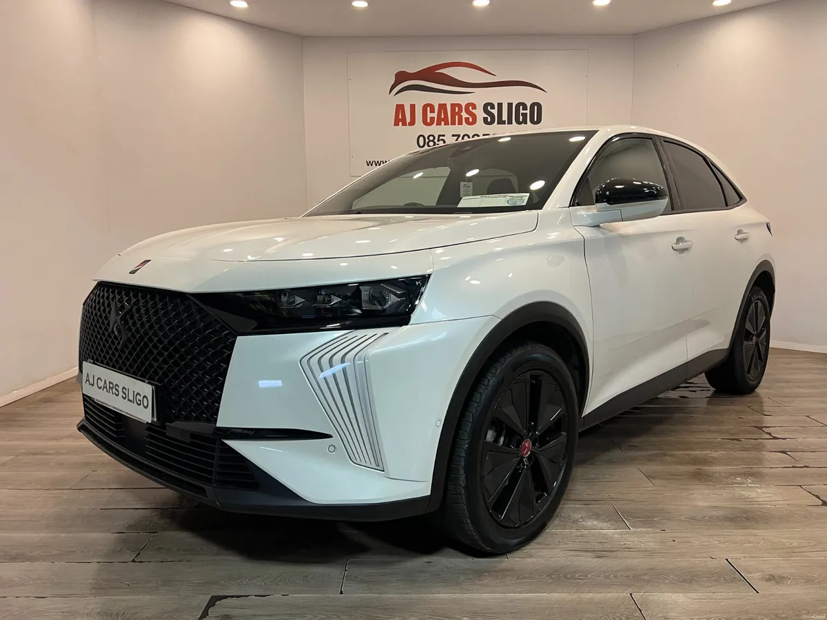 IMMACULATE DS7 PERFORMANCE LINE 1.5D AUTO (2024) - Image 6