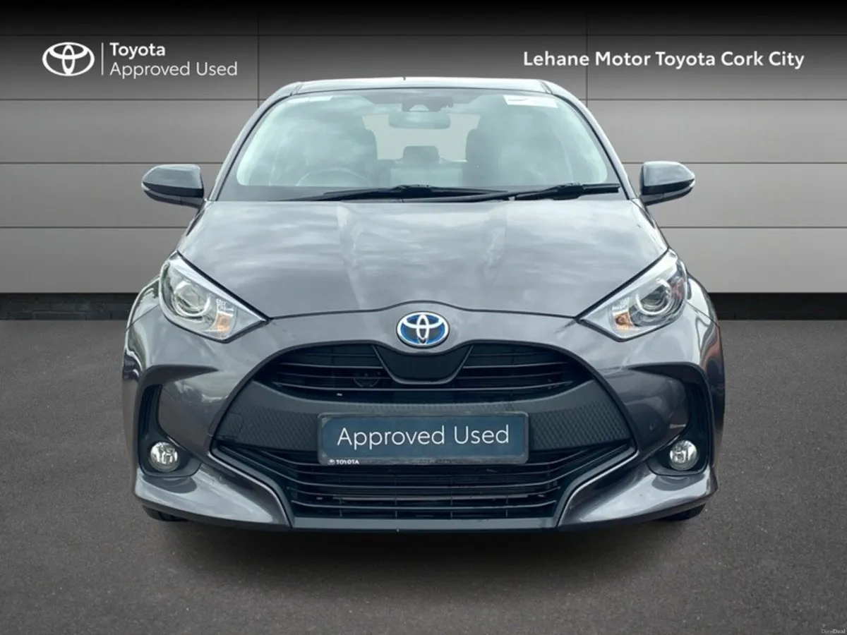 Toyota Yaris YARIS 1.5 HYBRID LUNA - Image 5