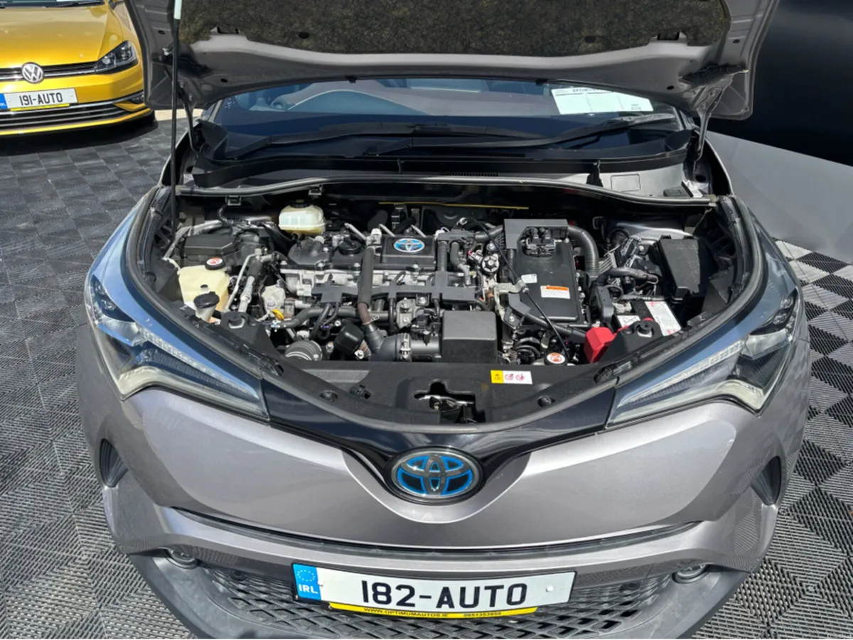 Toyota C-HR Toyota CHR 1.8 self charging hybrid, l - Image 6