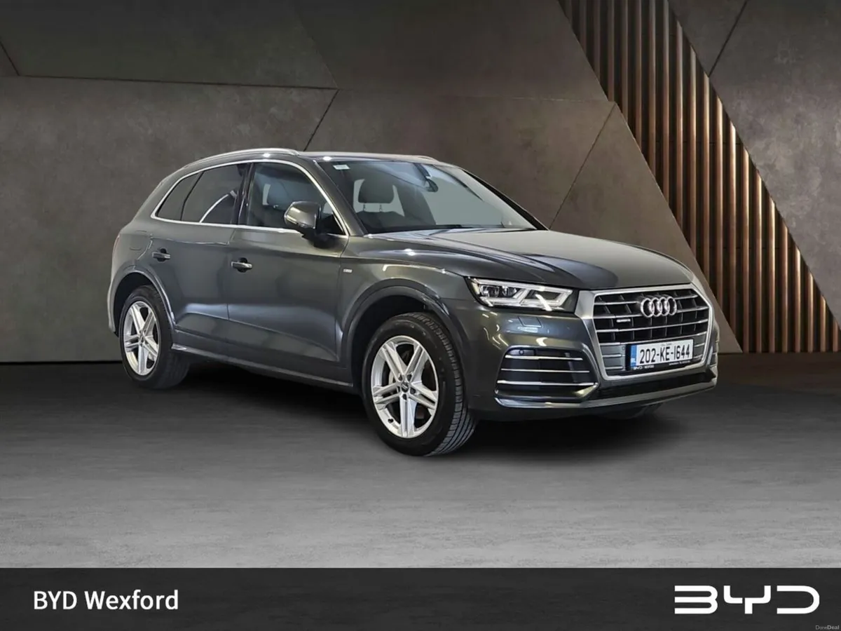 Audi Q5 50TFSI e S Line Auto 295 BHP - Image 1