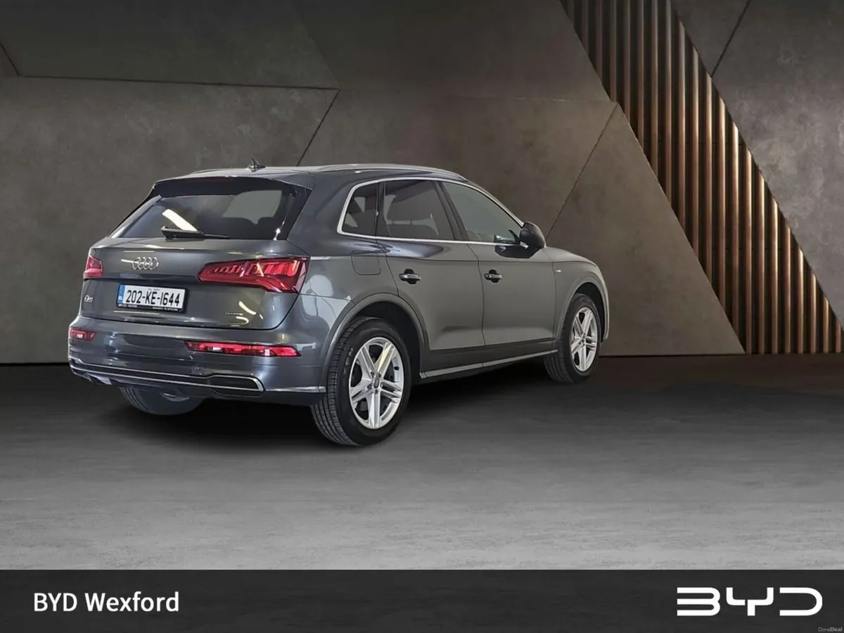 Audi Q5 50TFSI e S Line Auto 295 BHP - Image 4