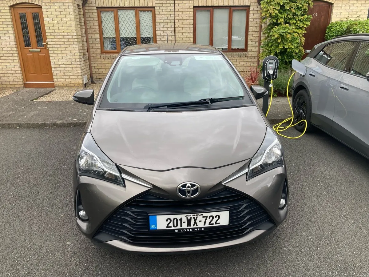 2020 Toyota Yaris - Image 2